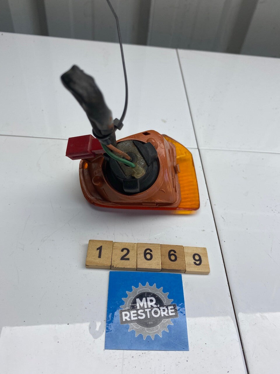 Honda VFR750 L/H Rear Indicator with Original Stanley Lens 