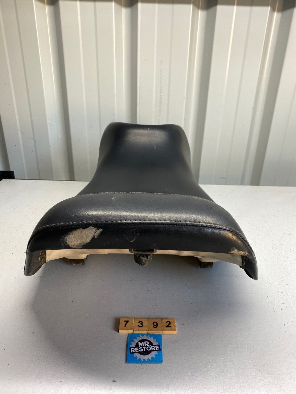Suzuki GSX600F Riders Seat 1989 45111-19000