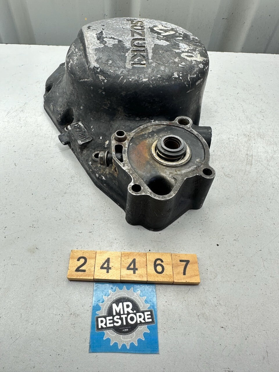 Suzuki RM125 '81-83' Engine Side Clutch Cover 11341-14100