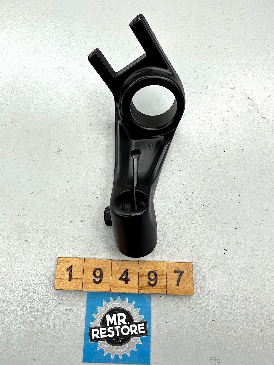 Kawasaki GT550 GT750 R/H OEM Handlebar Holder - Repainted 46012-1029