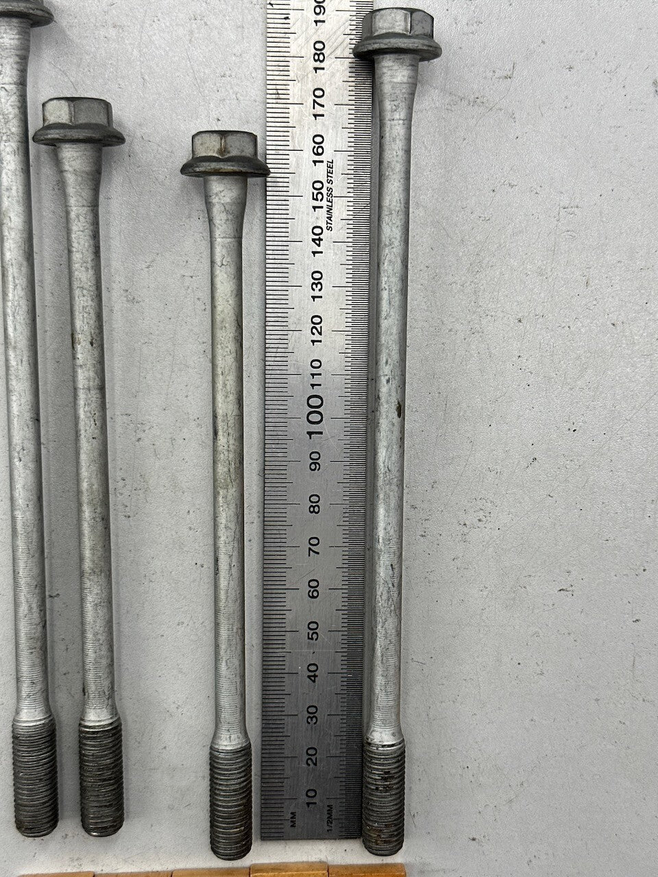 Suzuki DR350 Cylinder Barrel Head Bolts
