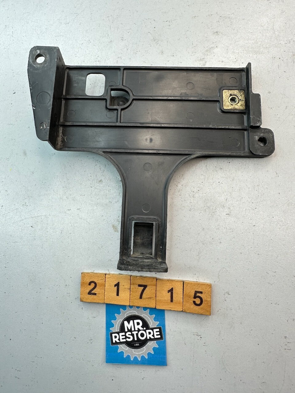 Yamaha FJ600 XJ600 Battery Box Lid 33M-28185