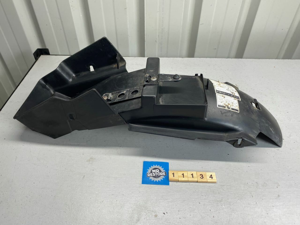 Yamaha FZR250 3LN Rear Under Fender