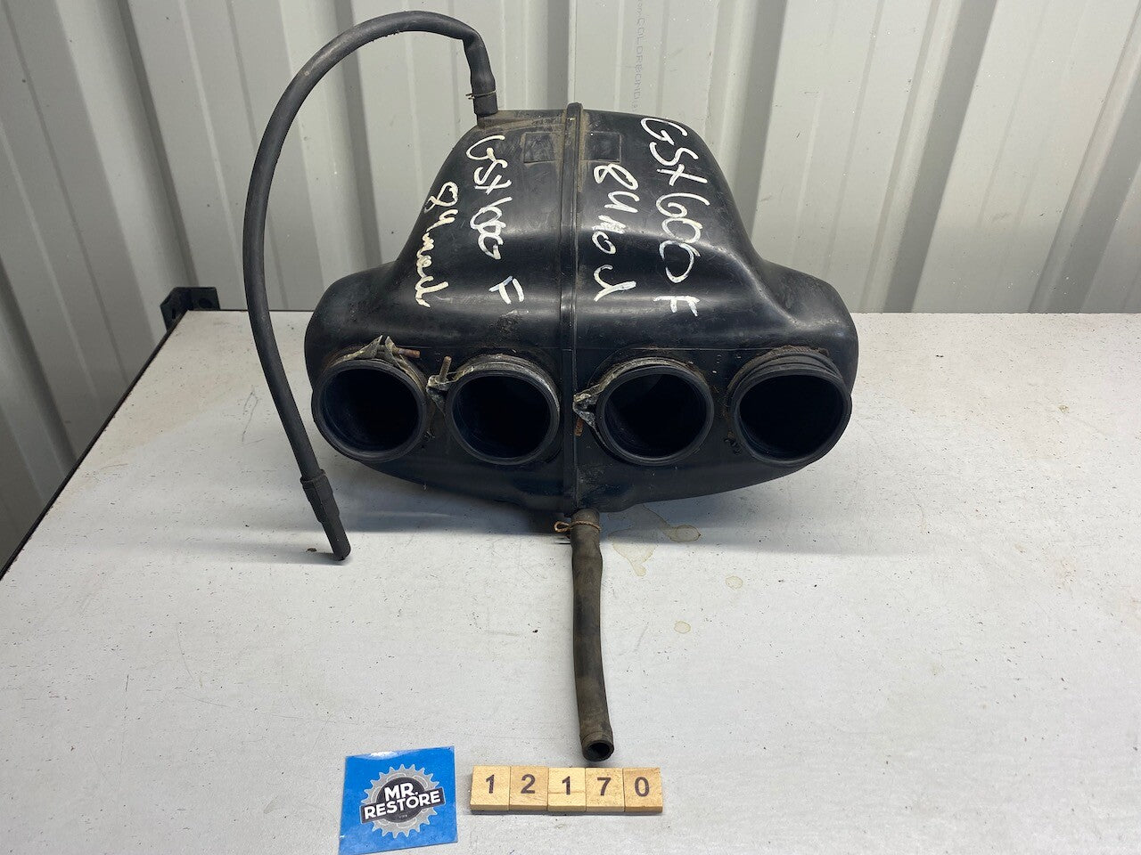 Suzuki GSX600F 1989 Air Box Air Cleaner, Carb Holders & 3 Clips