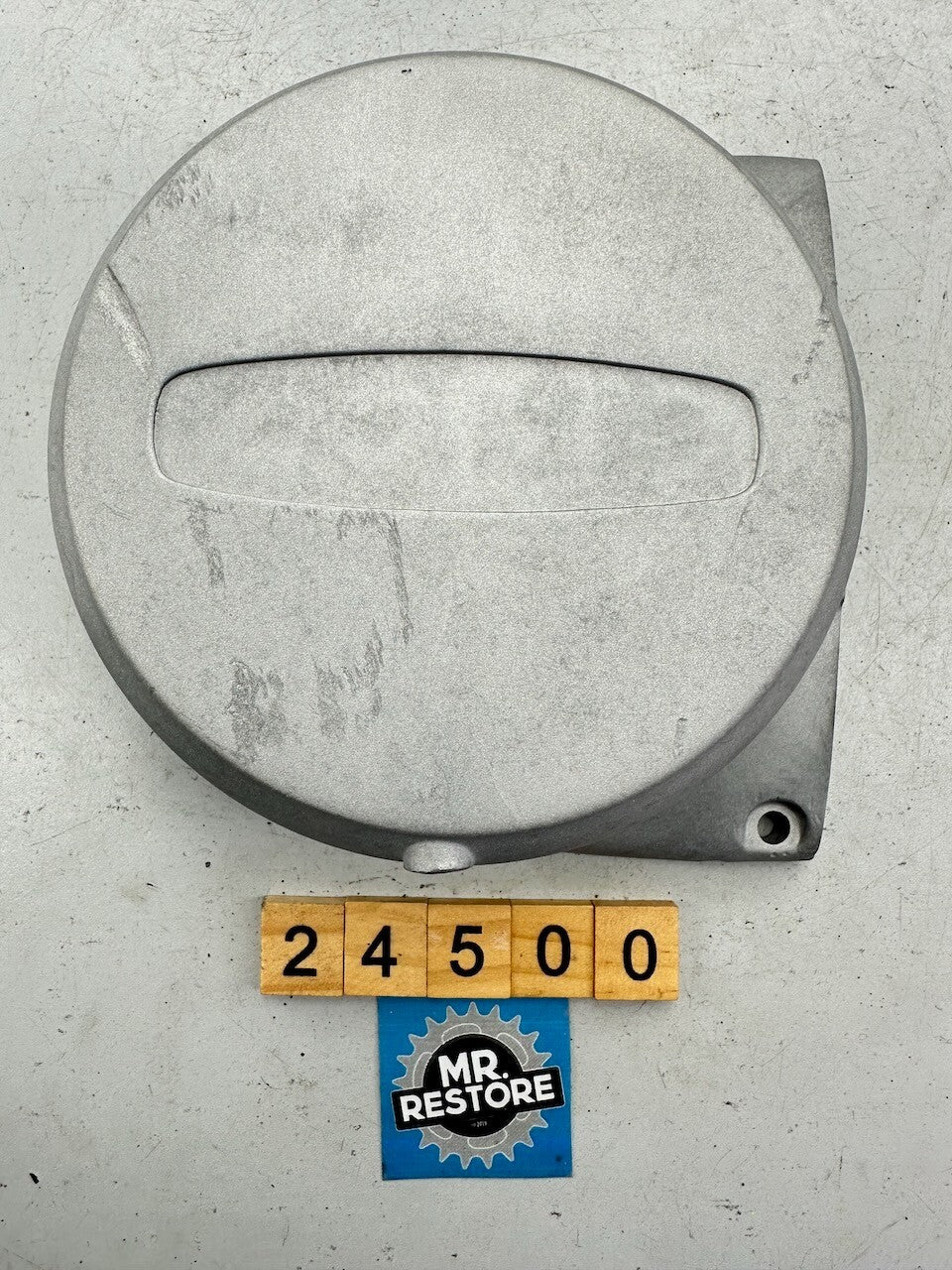 Suzuki GT500 Magneto Stator Generator Cover