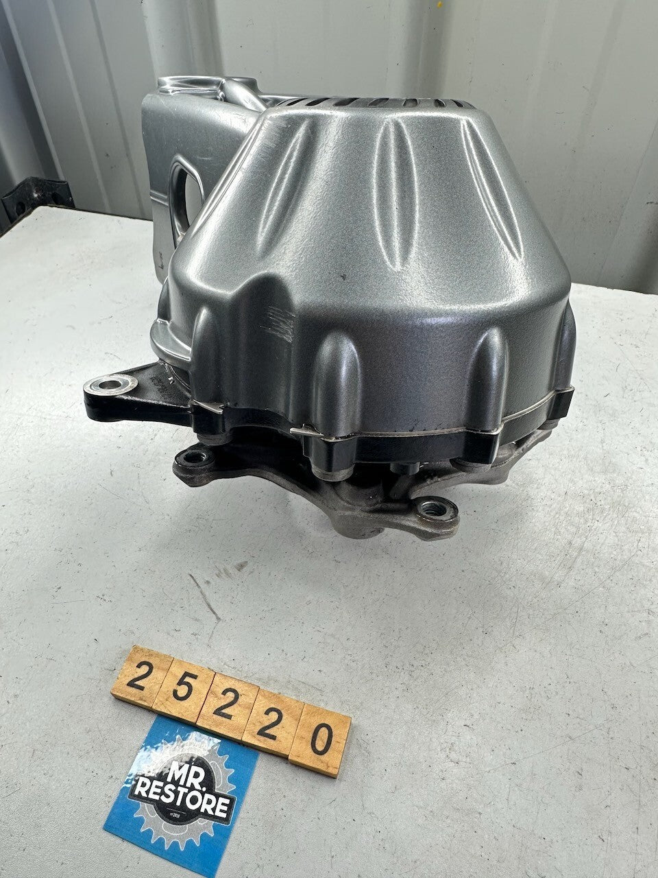 BMW K1300R K1200S Final Drive Gearbox 7714752  7710205