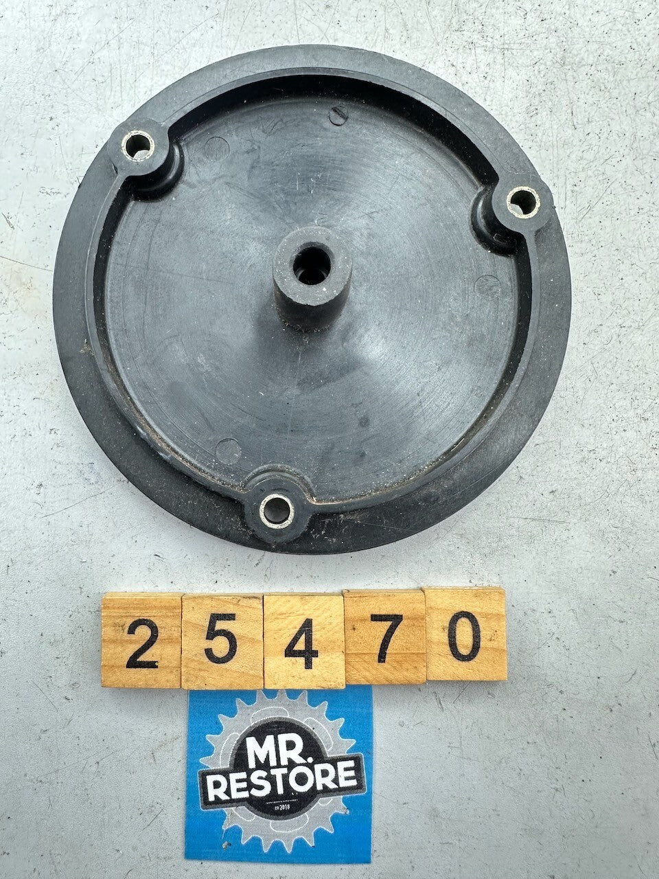 Yamaha RD250LC RD350 LC Side Cover with Yamaha Logo 4L0-15417-00