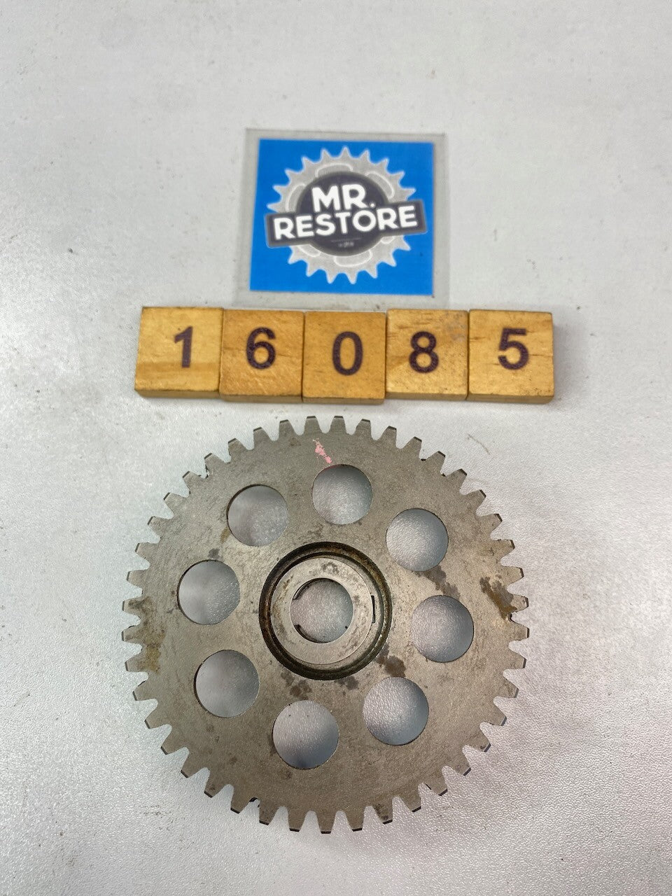 Suzuki GSXR1100 1986-88 Oil Pump Driven Gear 16331-06B01-0B0