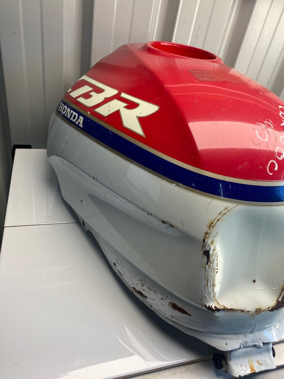 Honda CBR1000 Fuel Tank