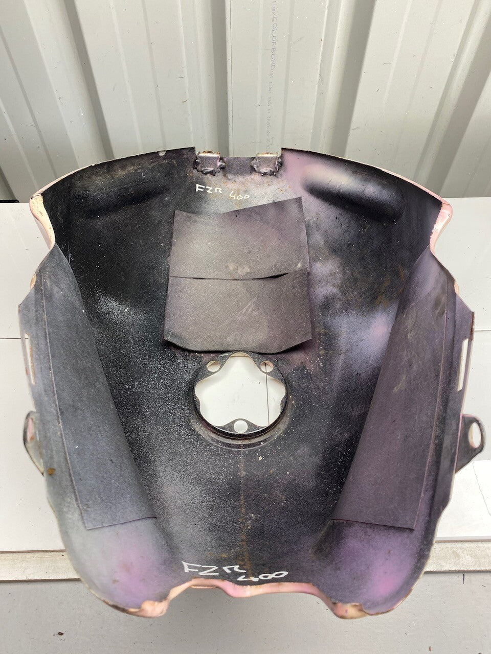 Yamaha FZR400 Metal Fuel Tank Cover Shroud 1991 (OEM Yamaha)