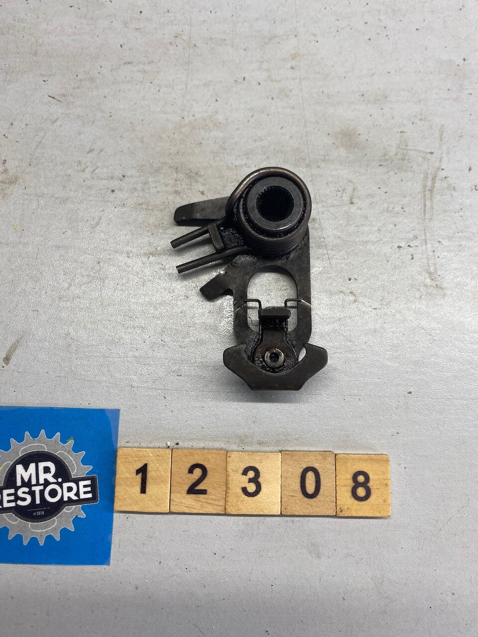 Yamaha XT550 XT600 etc. Shift Shaft Assy OEM - 5Y1-18120-01 & 90508-29629
