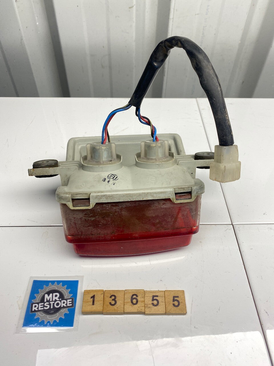 Kawasaki ZX10 1988-90 Rear Taillight Assy With Harness 23025-1176