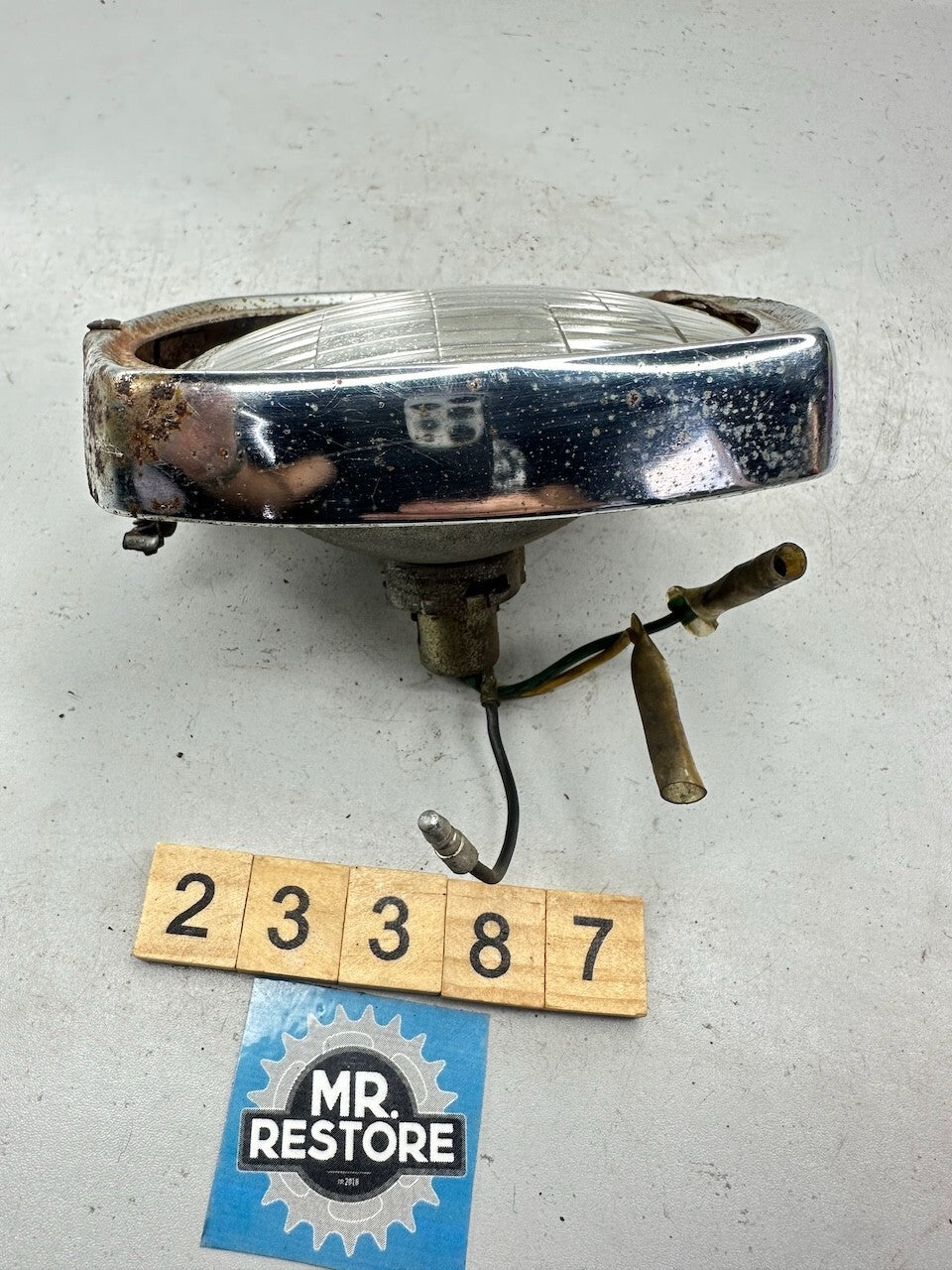 Yamaha V70 V80 V90 Head Light Lamp, Surround, Loom & Bulb (12v)