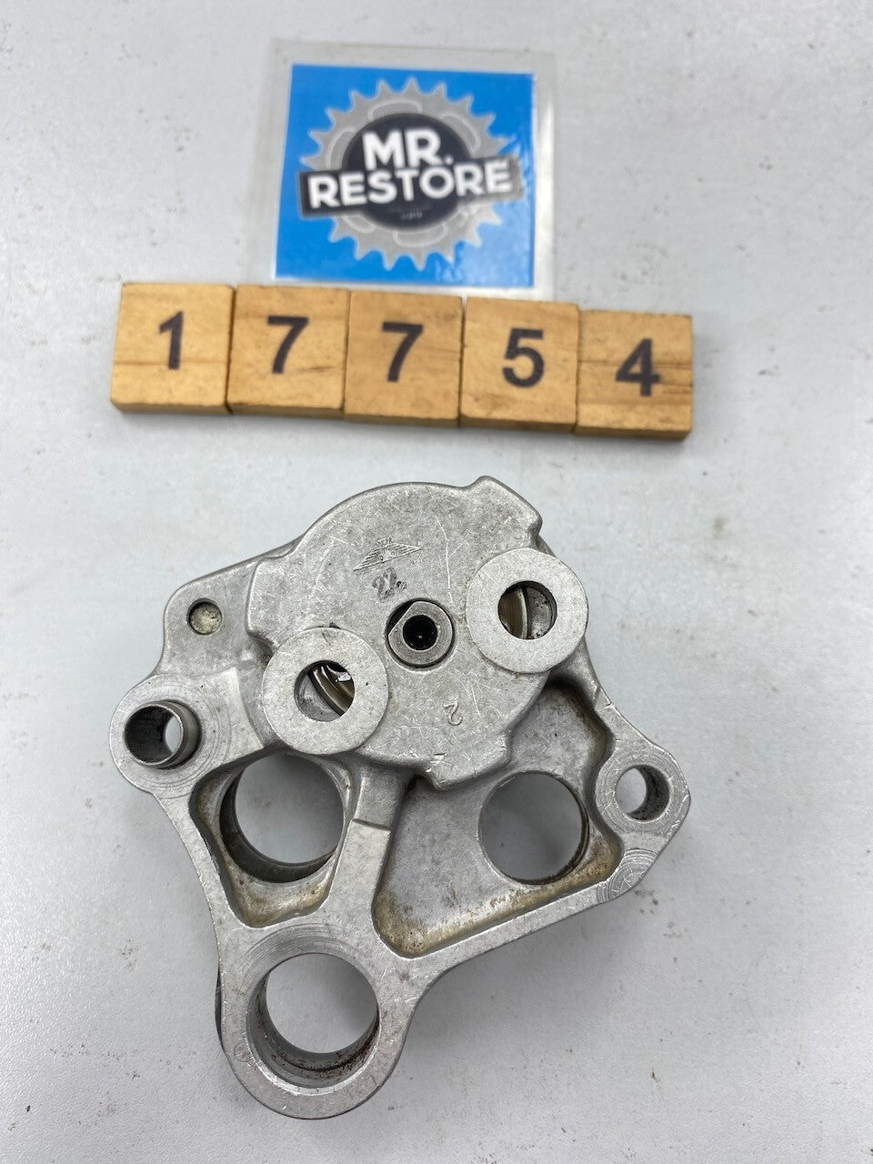 Honda XL250 XR250 Oil Pump Assy. 15100-428