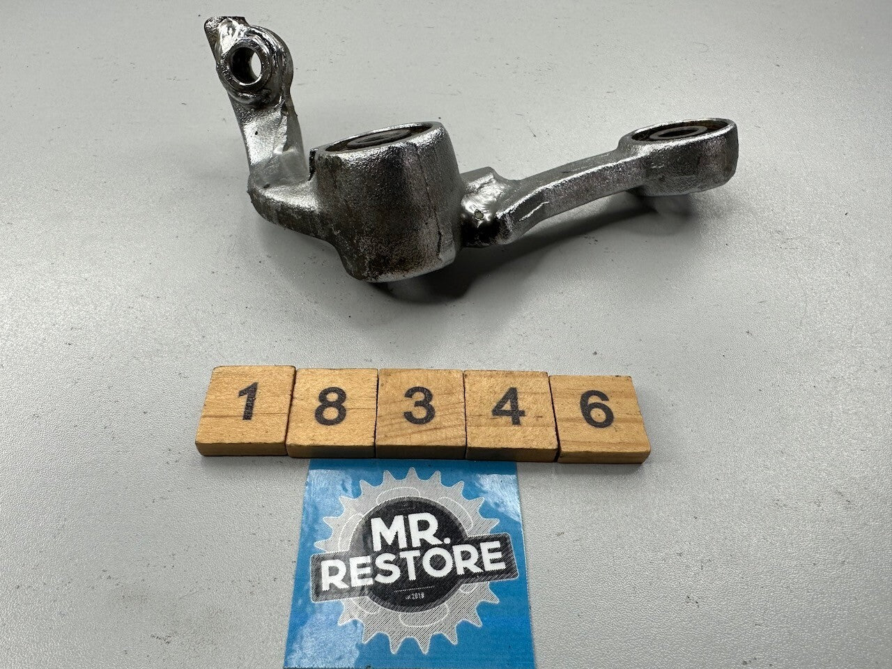 Suzuki GR650 1983-84 L/H Riders Footrest Bracket 43520-15500