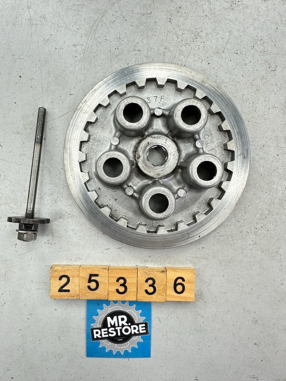 Yamaha DT200 DT125 FZR400 SDR200 TDR125 TZR125 Clutch Pressure Plate 37F-16351