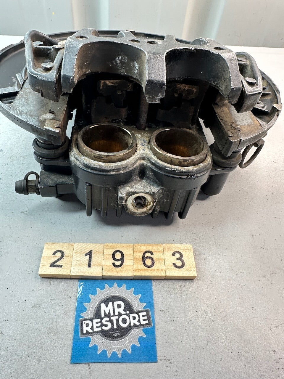Honda VT 250F "In Board Ventilated Disc" Brake Caliper & Plate