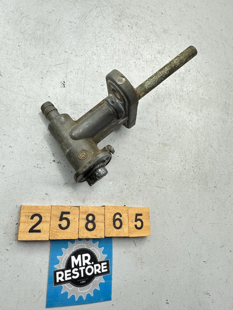 Kawasaki Z1300 KZ1300 '79-82' OEM Fuel Tap Petcock (spares/repair) 51023-1028