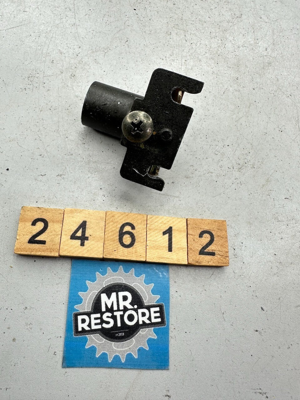 Suzuki TL1000 97-01 Seat Latch Lock (no key) 95700-02820