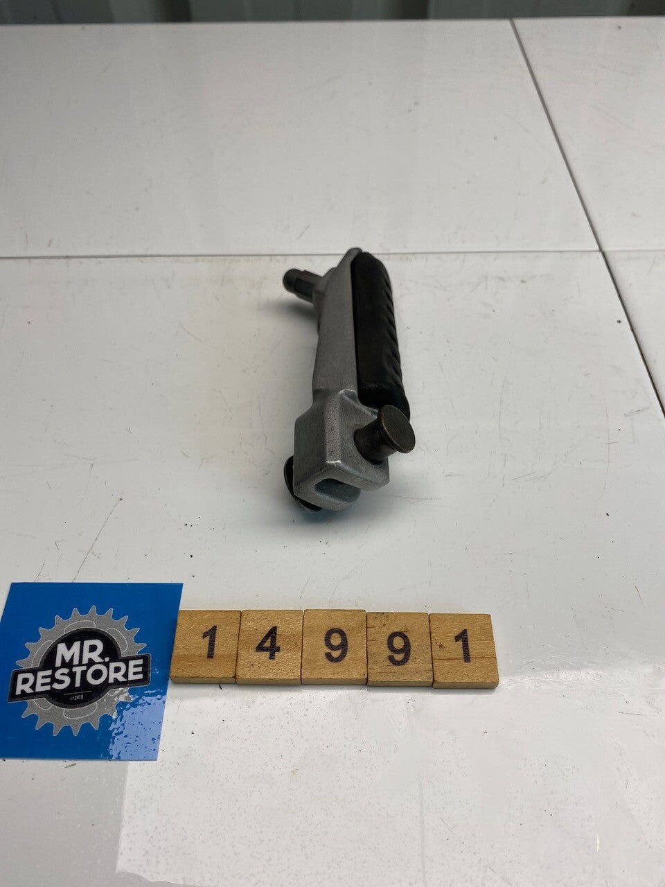 Kawasaki ZR750 ZR1000 ZX600 ZR250 etc. Front R/H Step Foot Rest 34028-1429