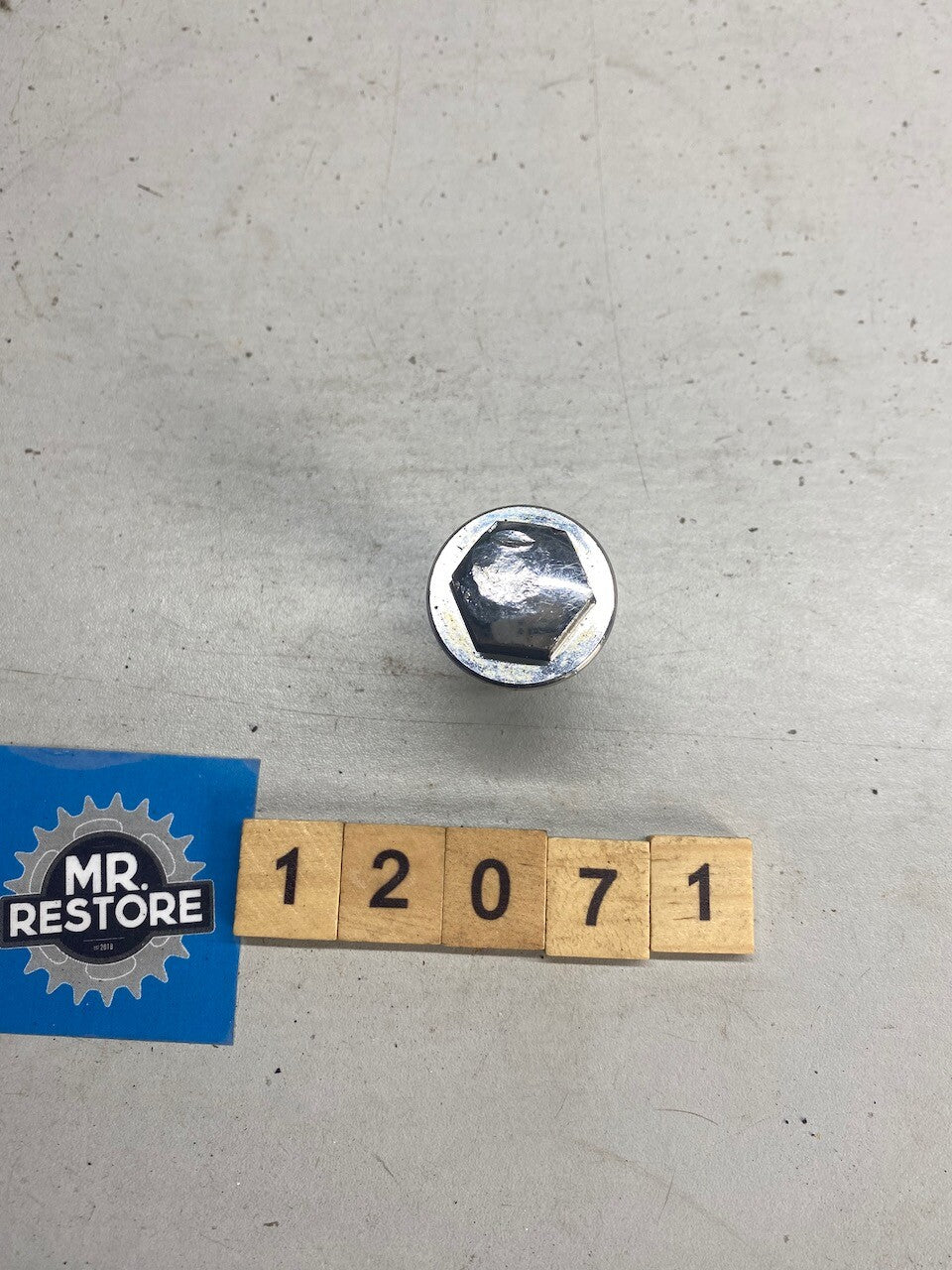 Honda CB350 CB450 CL350 CL450 Fork Top Bolt 90123-292-000