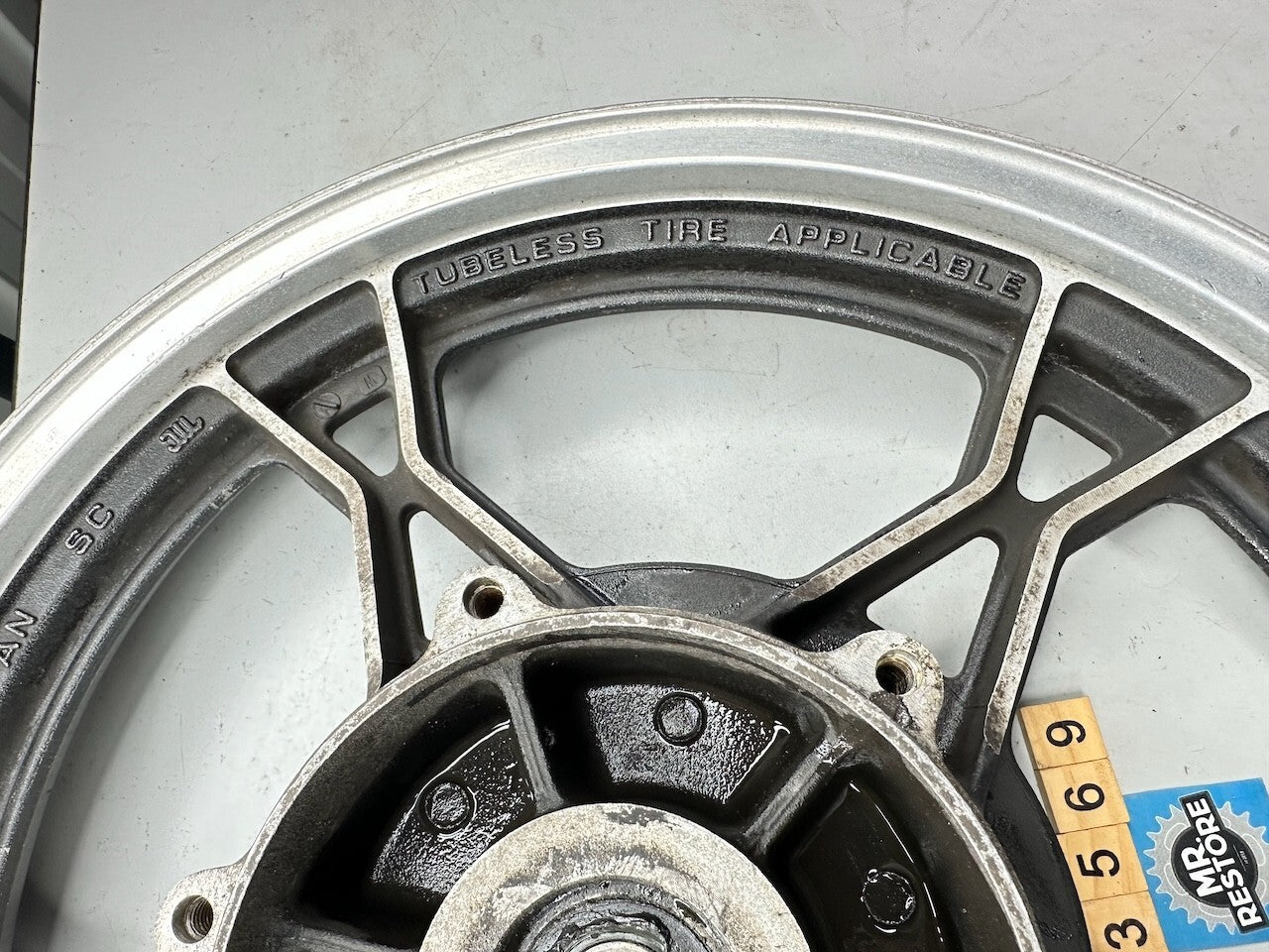 Suzuki GS1100 GS850 GS650 Rear Wheel 17x2.5  64100-49810-291