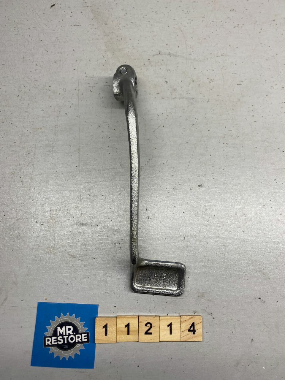 Suzuki GSX250FW Rear Brake Pedal & Bolt VGC