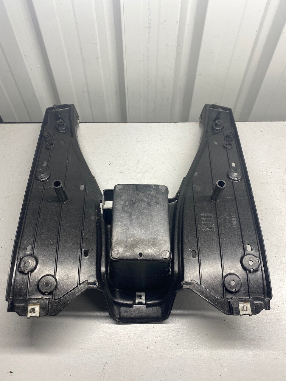 Aprilia SR50 Di-Tech Running Board & Battery Box Panel DIS.101335