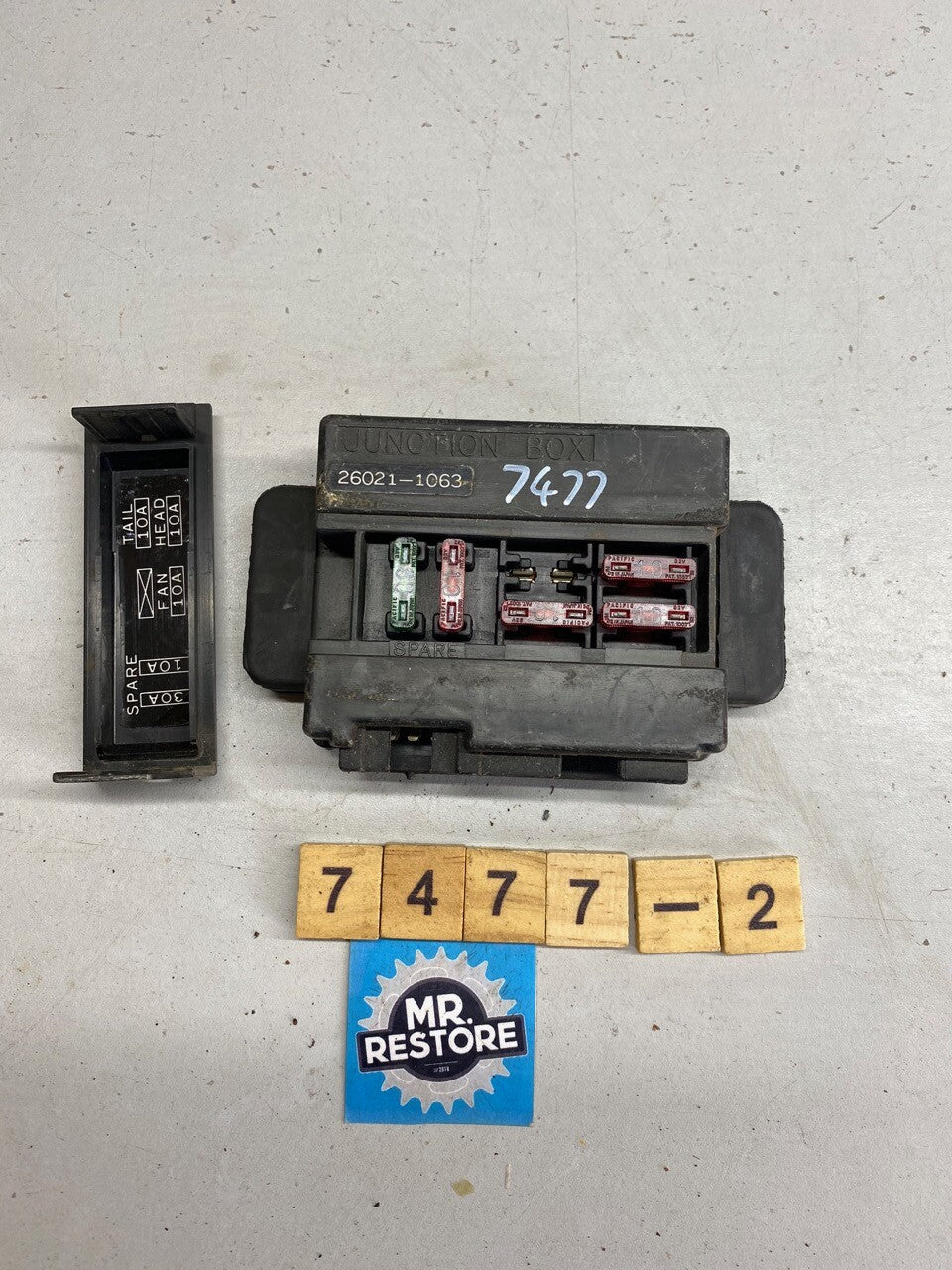 Kawasaki Junction Fuse Box GPX250 ZZR250 & Many More Kawasaki Models 26021-1063
