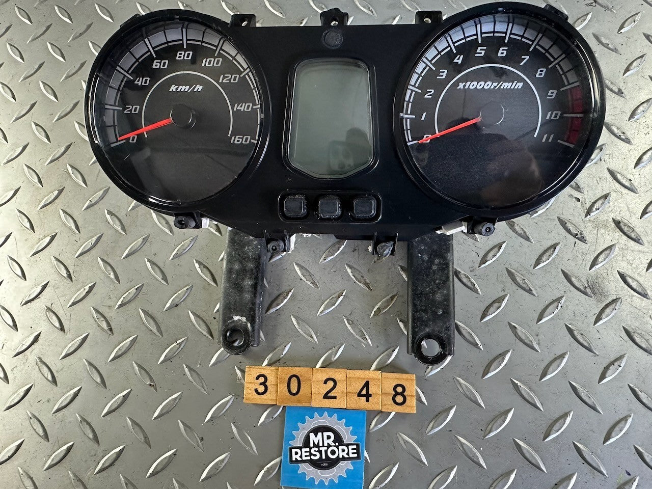 Honda CBF250 04-09 KMH Instrument Cluster Meters Clocks (tested) 37110-KPF-851