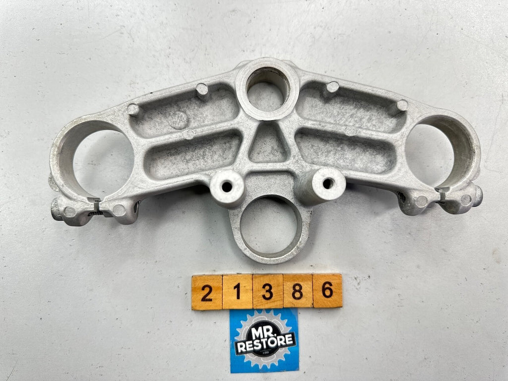Yamaha TZR250 1986-88 1KT 2M Triple Tree Top Clamp (for 29mm forks) 1KT-23435-01