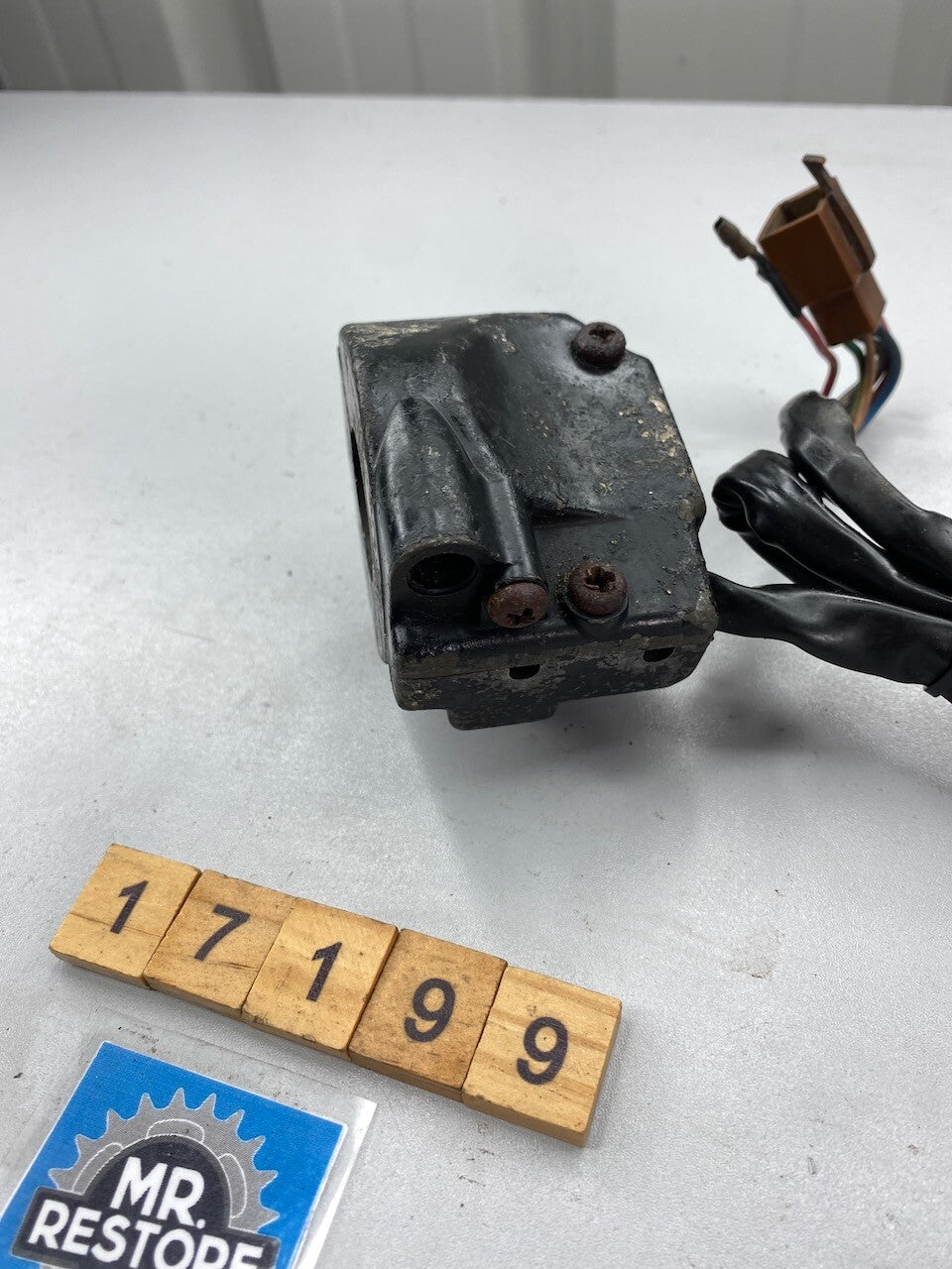 Yamaha RZ350 R RZ250 FN R/H Handlebar Switch
