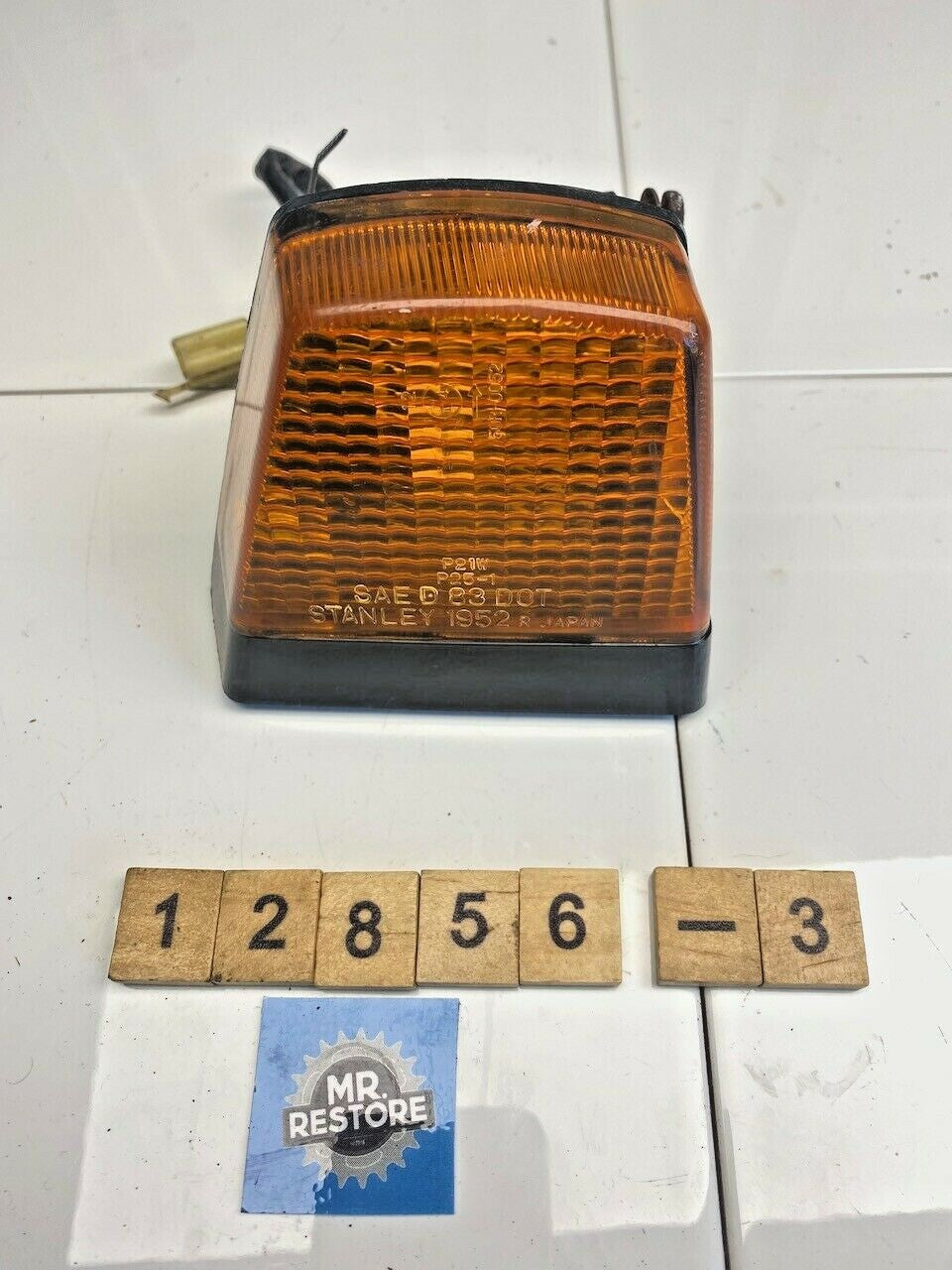 Kawasaki GPZ1000 RX Rear R/H Indicator & Bulb Holder Loom 23040-1124