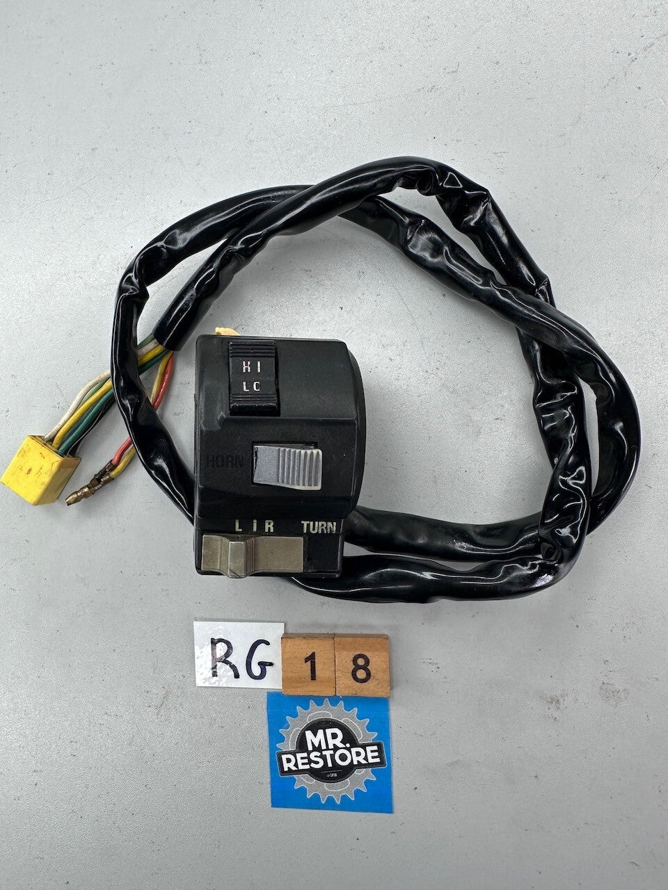 Suzuki RG500 GS500 RG400 L/H Handlebar Switch 37400-20A00