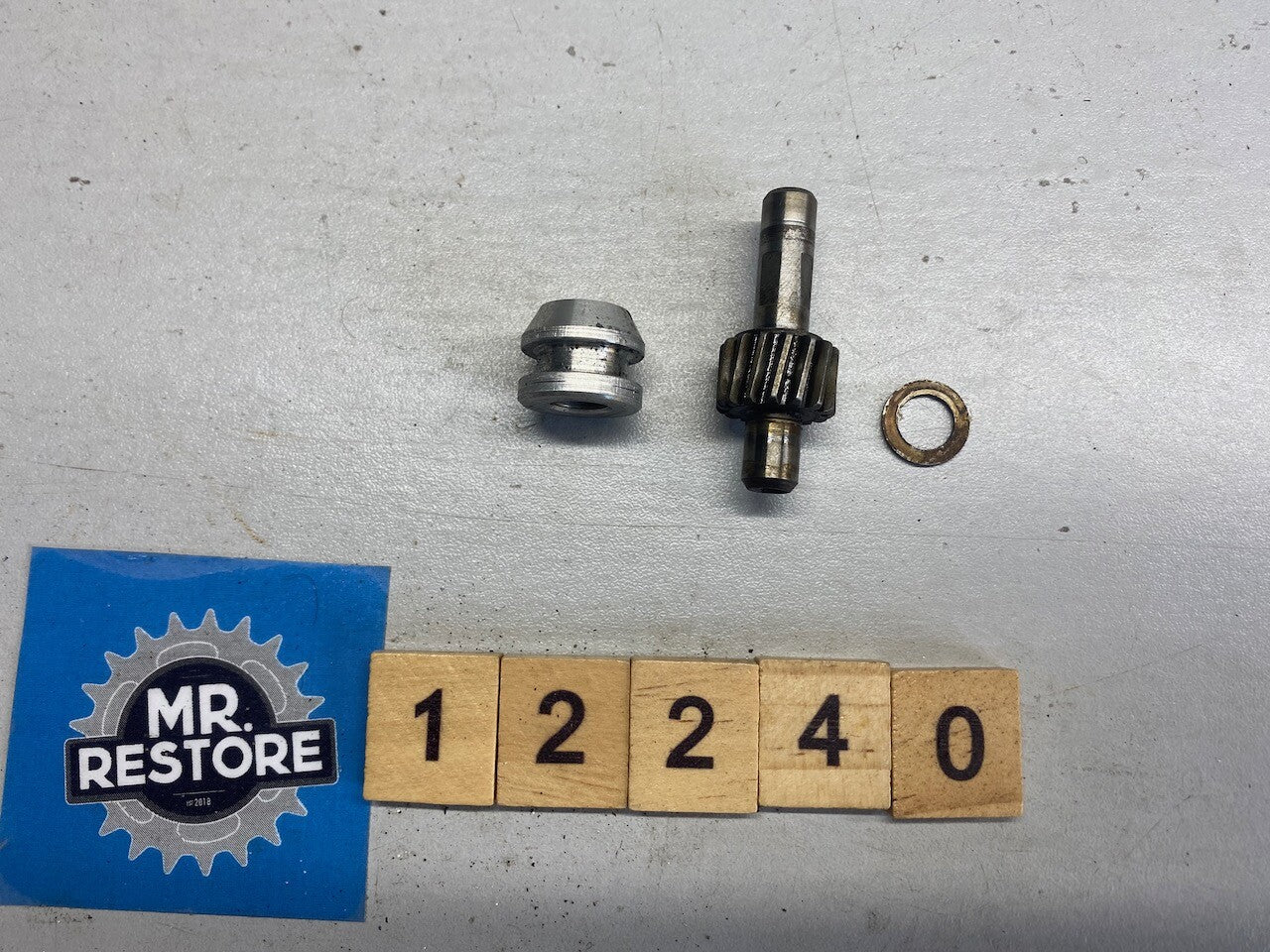 Yamaha XT500 TT500 SR500 Tachometer Drive & Bush 1E6-17841
