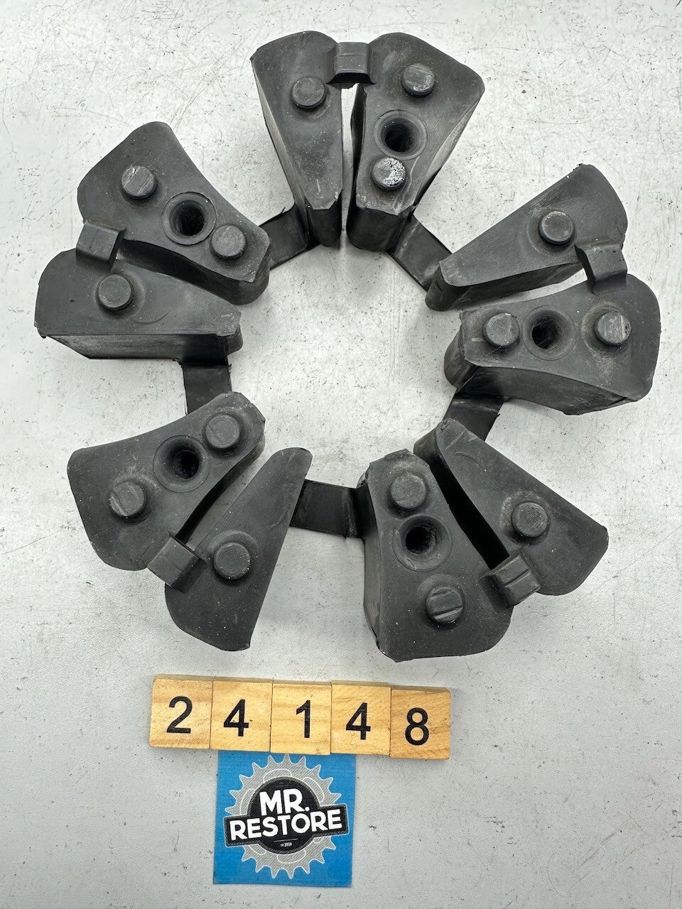 Triumph Daytona Speed Triple Sprint Trident Trophy - Rear Hub Cush Rubber