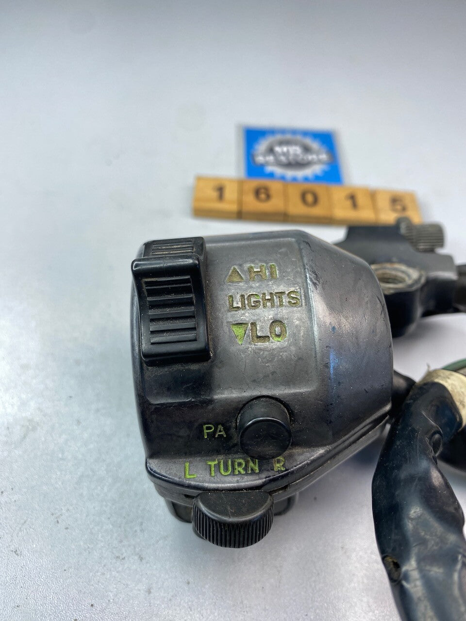 Honda CB250RS Left Hand Switch Block Clutch Perch Turn Pass Hi Lo Horn
