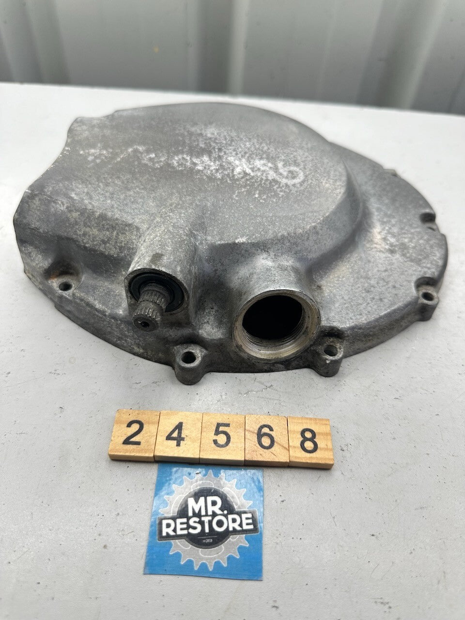 Suzuki GSX400 F Clutch Cover 11340-33200  11340-33200-000