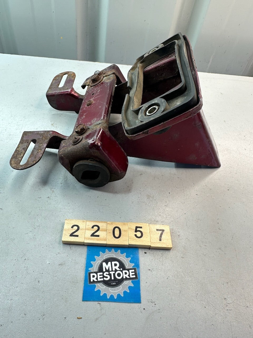Kawasaki GT550 Z550 1983-84 Taillight Bracket 23036-1047-H3