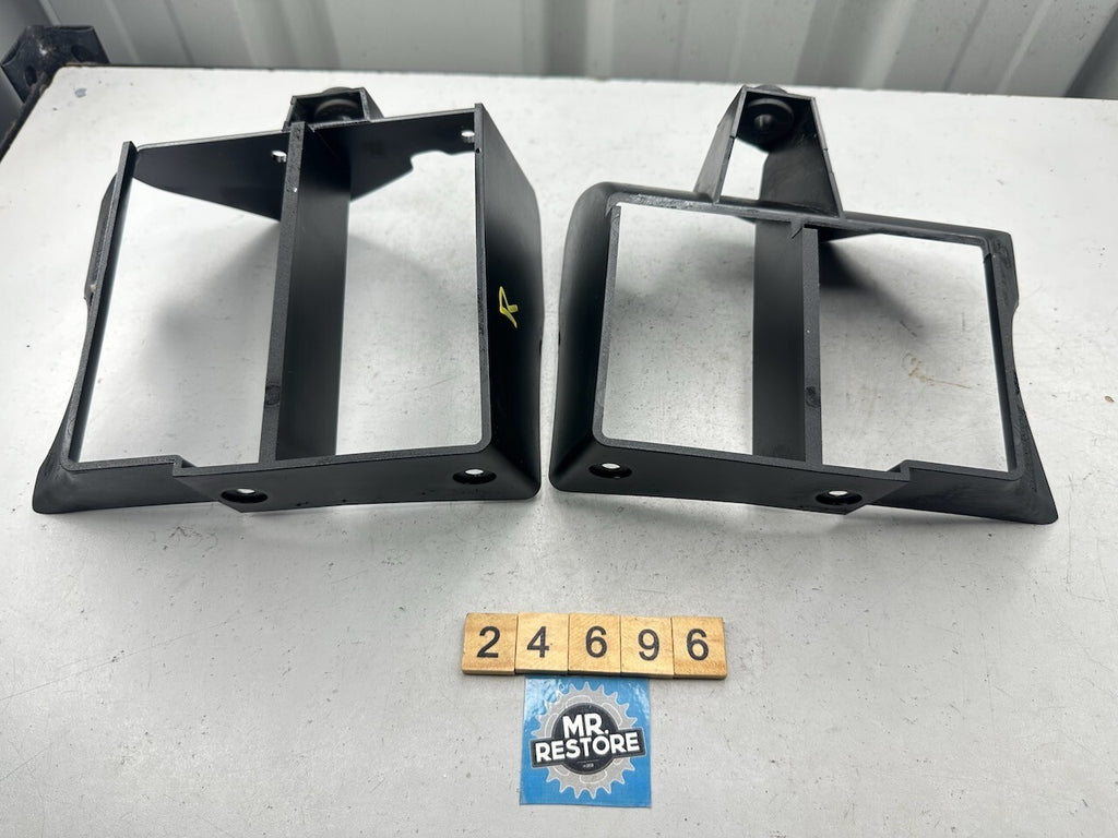BMW G650GS F650GS Pair of Radiator Air Duct Vents 17112343554  17112343553
