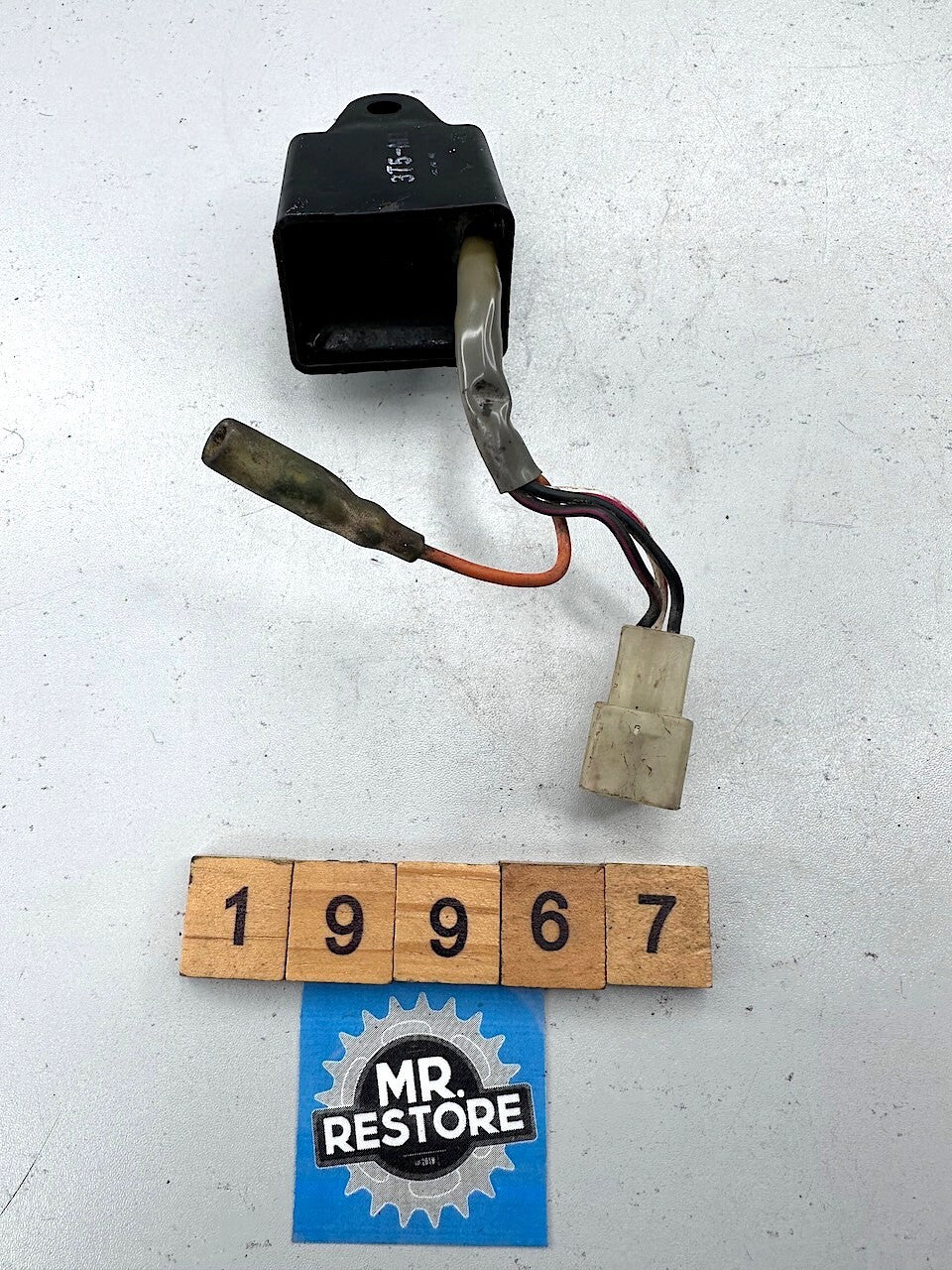 Yamaha V90 T CDI Igniter 3T5-M1