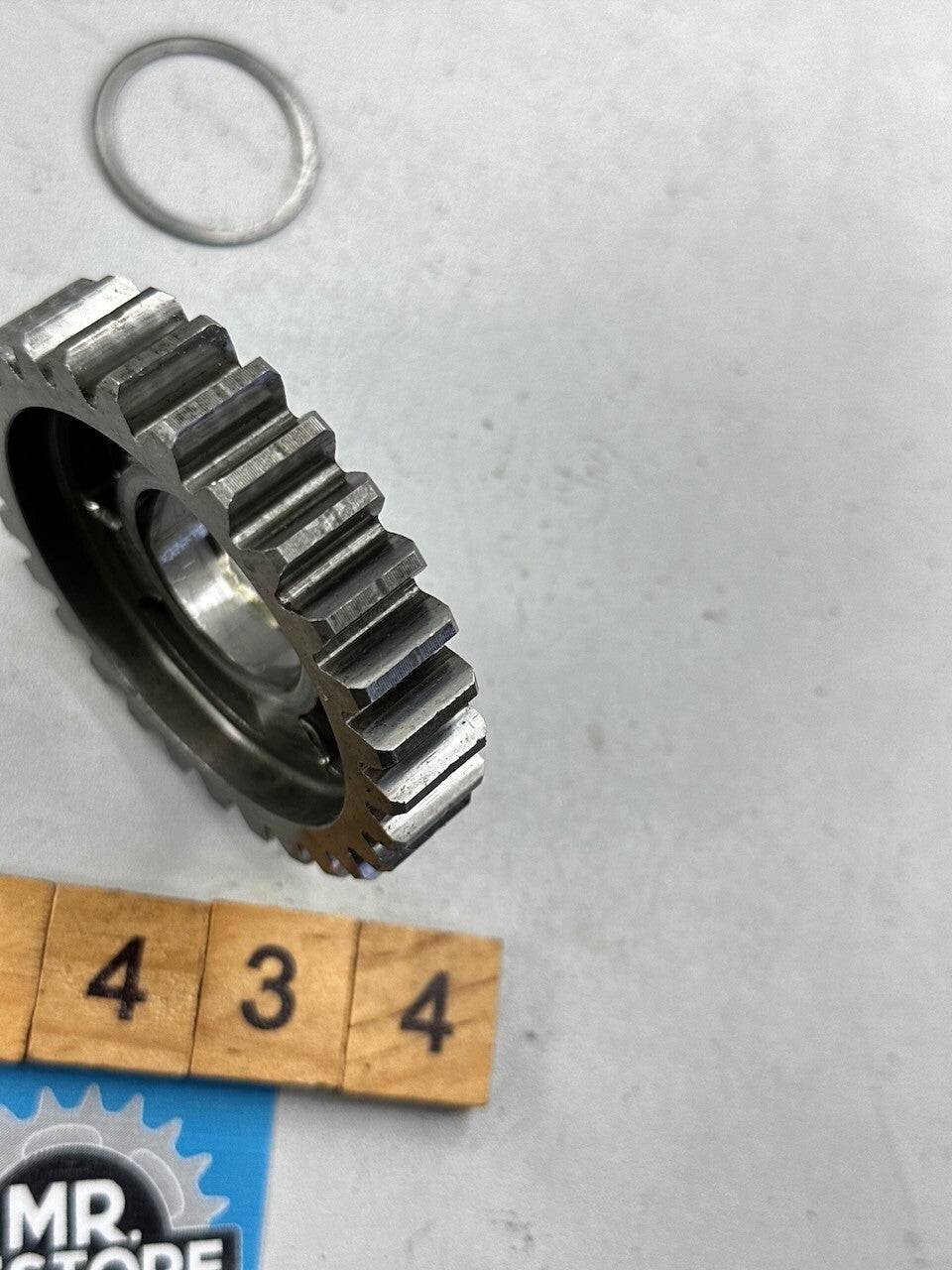 Yamaha IT490 IT465 Transmission 2nd Wheel Gear (28T) 4V6-17221-01