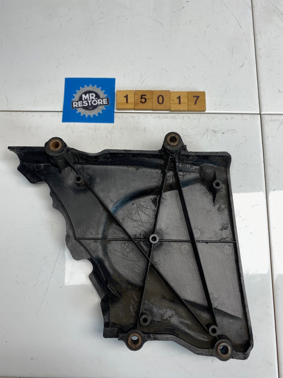 Kawasaki GPZ500S EX500 EX400 Chain Cover 14026-1128