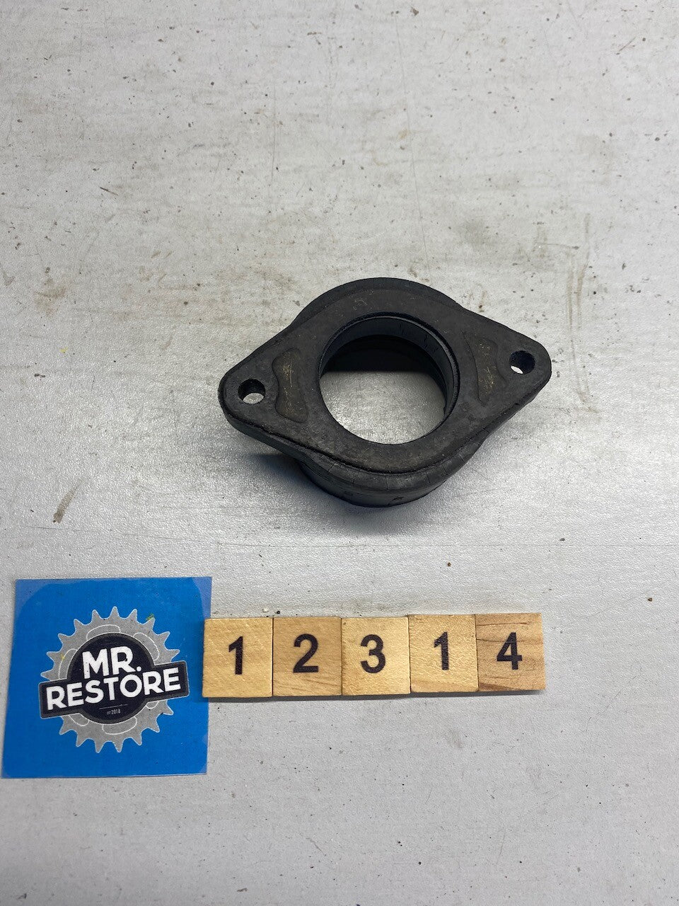 Yamaha XT500 Carb Carburettor Holder Joint OEM 583-13565-01