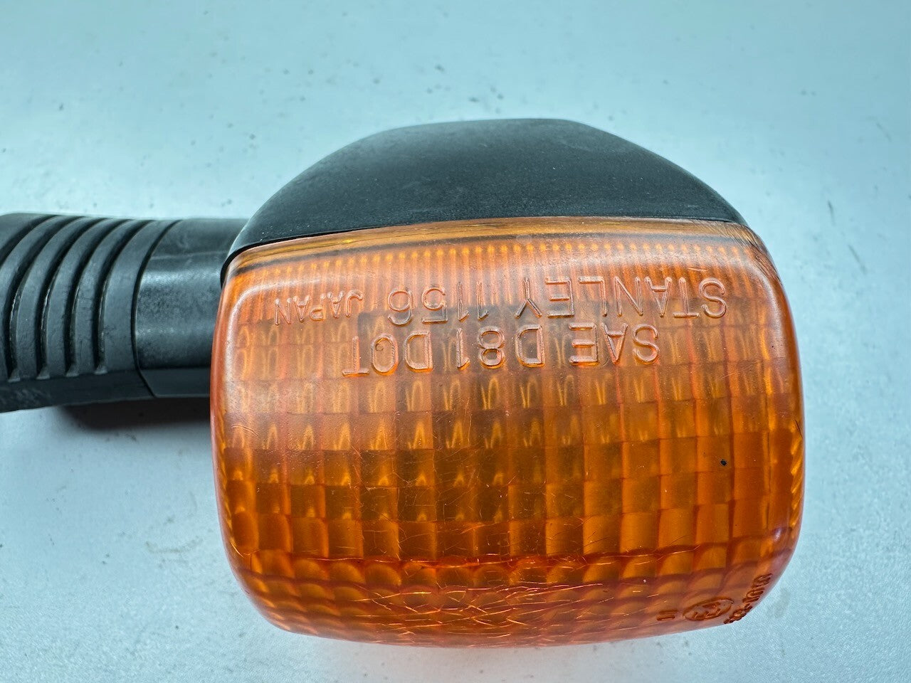 Honda VF1000 VFR750 OEM Front Left Turn Signal Indicator & Mount (tested)