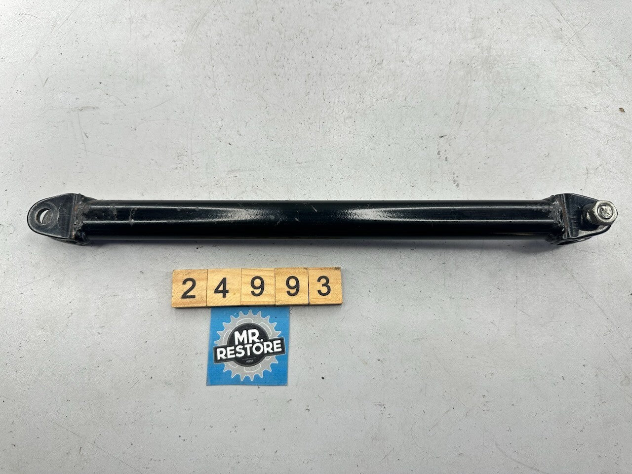 Yamaha V-Max 1200 FJ1200 FJ1100 FZR600 FZR500 Rear Brake Torque Bar & Bolt