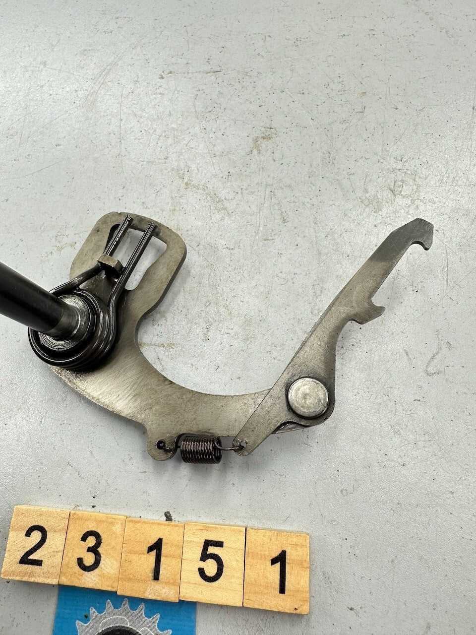 Yamaha V90 T 1982 Gear Shift Spindle Shaft