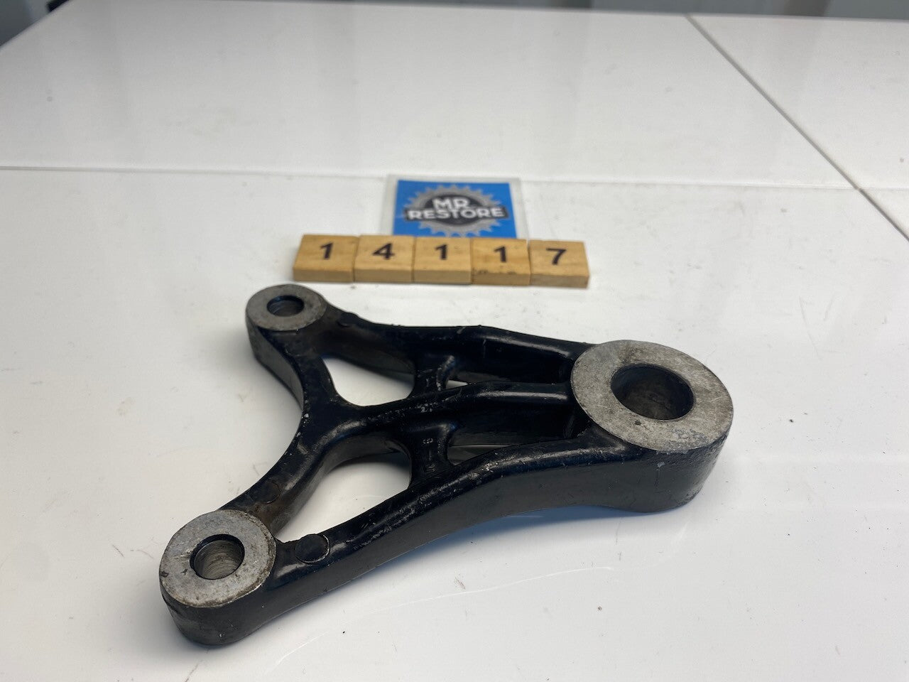 Suzuki GS500 GSX250 GSX750 VX800 GSX600 etc Rear Brake Caliper Mount 69721-43400
