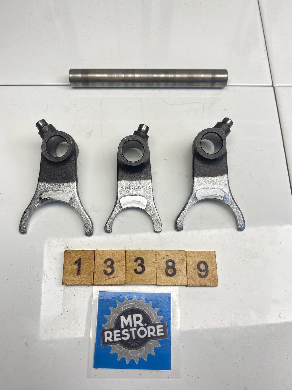 Honda XR250R XR200 XL250 NX250 Gear Select Forks 24211-KK0 24212-KK0 24213-KK0
