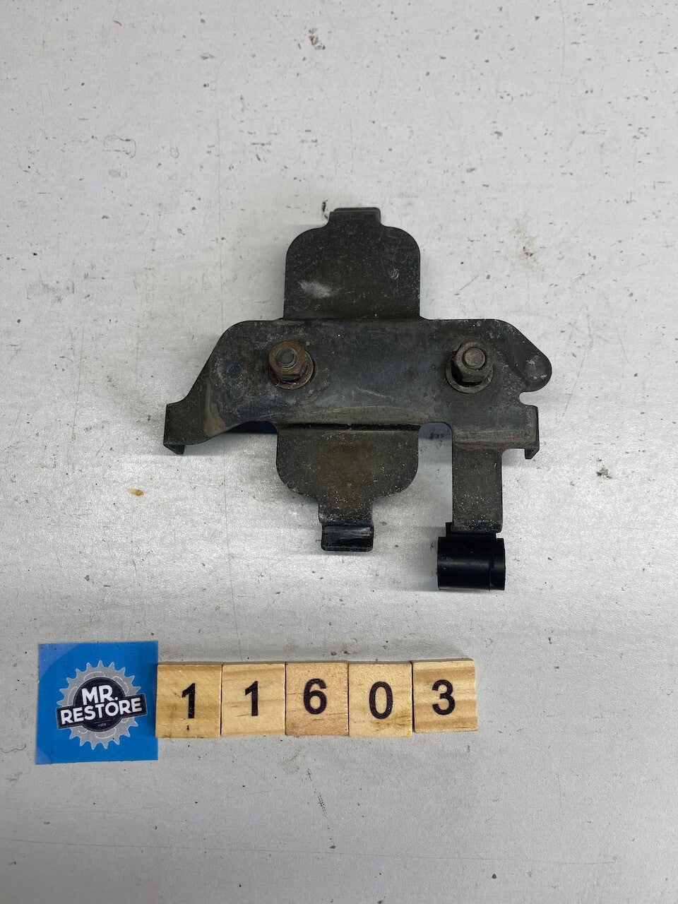 Yamaha FZR250 3HX1 1988 Rear Fender Stay Bracket 3HX-21688